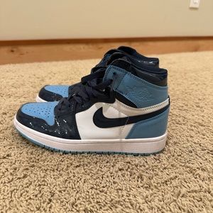 Wmns Air Jordan 1 High ‘Blue Chill’